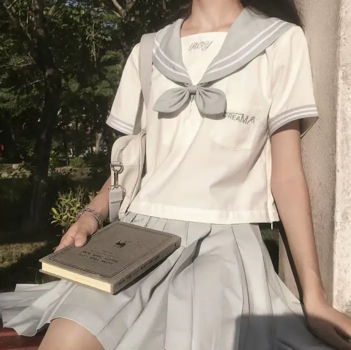 快藏起来!玛琪娜同学